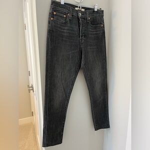 Levi’s Skinny Ankle Jeans-Size 28